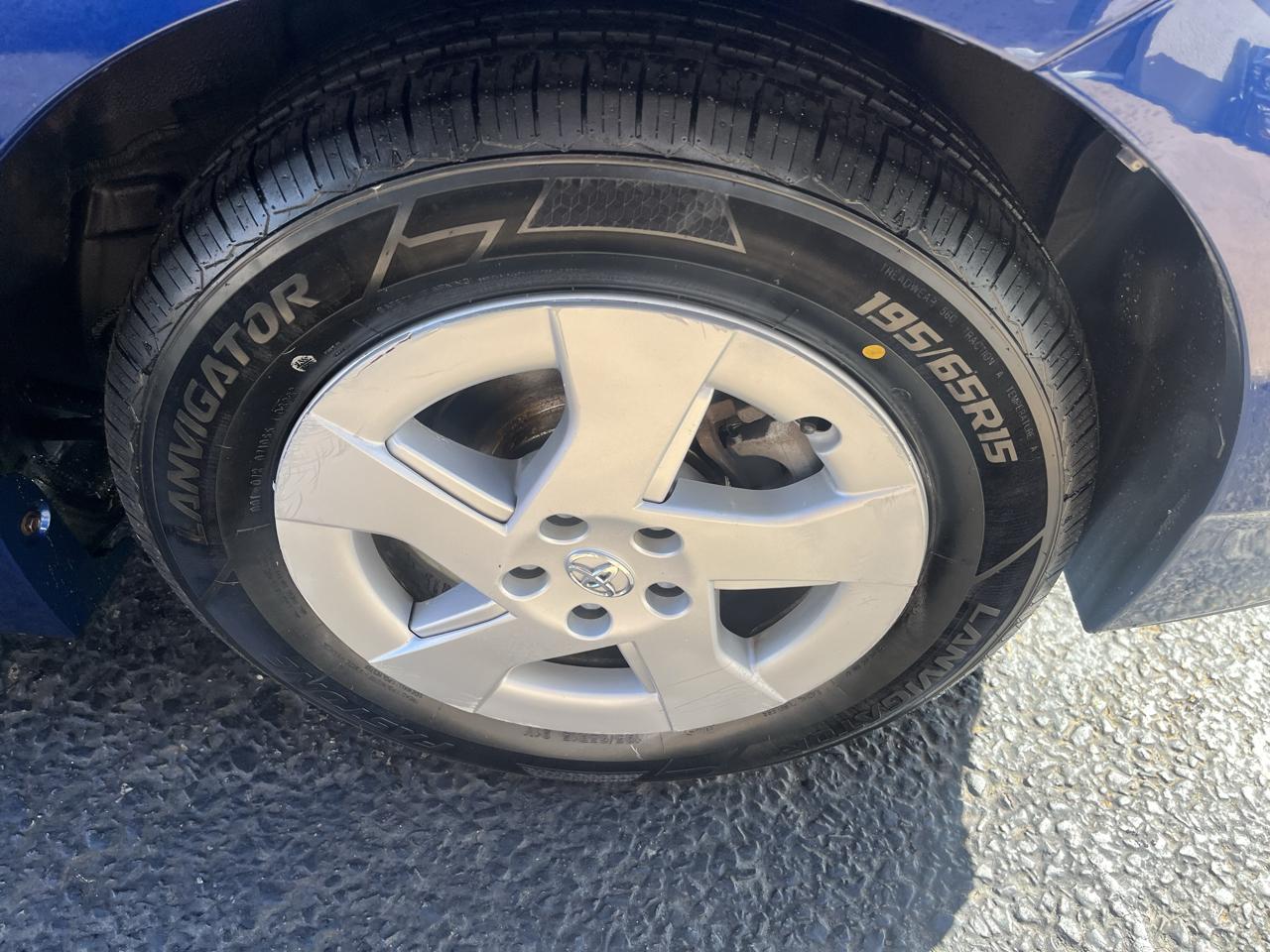 Toyota Prius Prius V 2010
