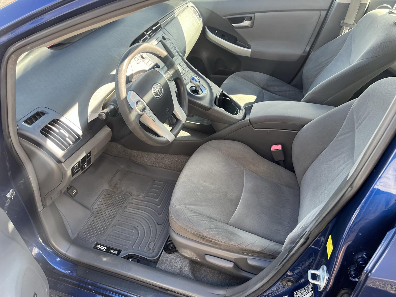 Toyota Prius Prius V 2010