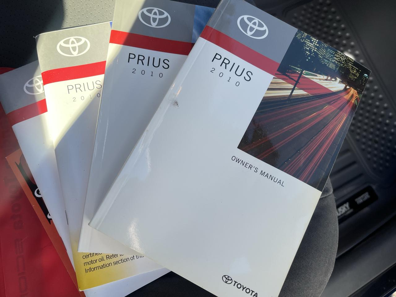 Toyota Prius Prius V 2010