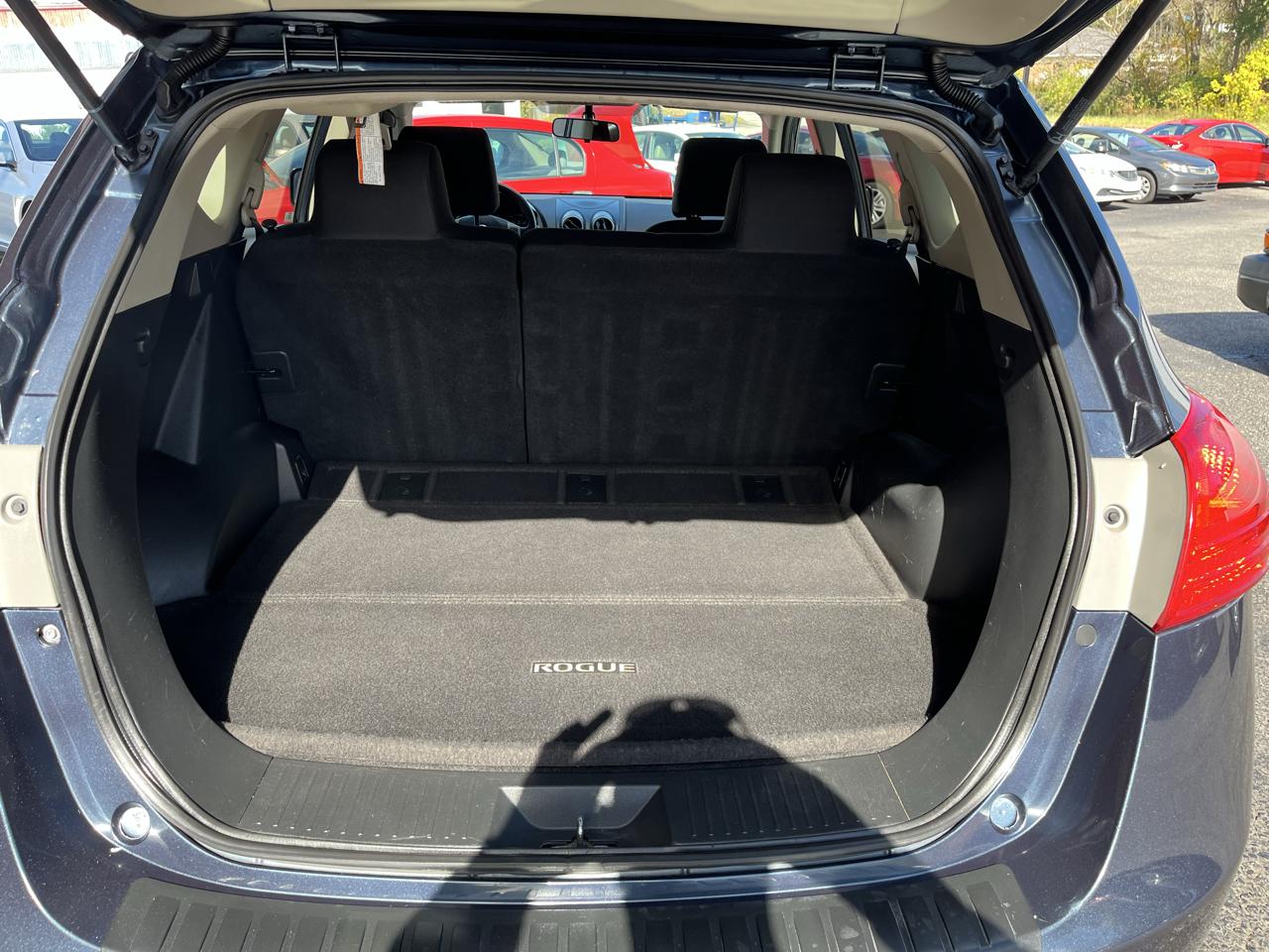 Nissan Rogue SV 4D SUV AWD 2013
