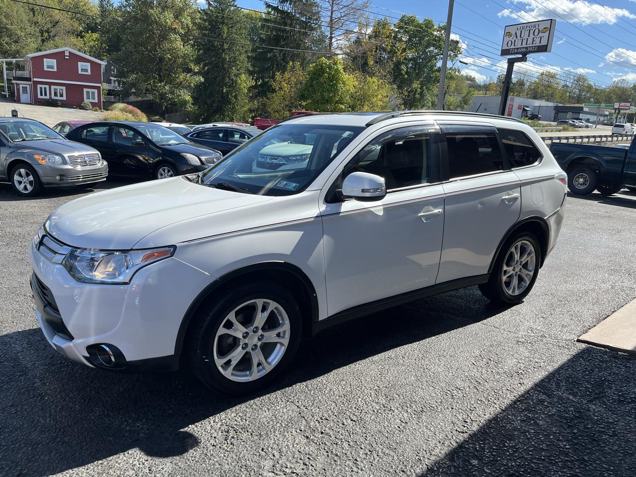 Mitsubishi Outlander SE S-AWC 2015