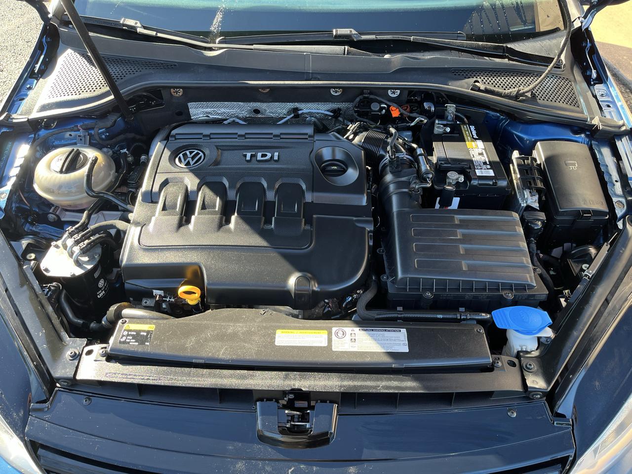 Volkswagen Golf TDI S 6M 2015