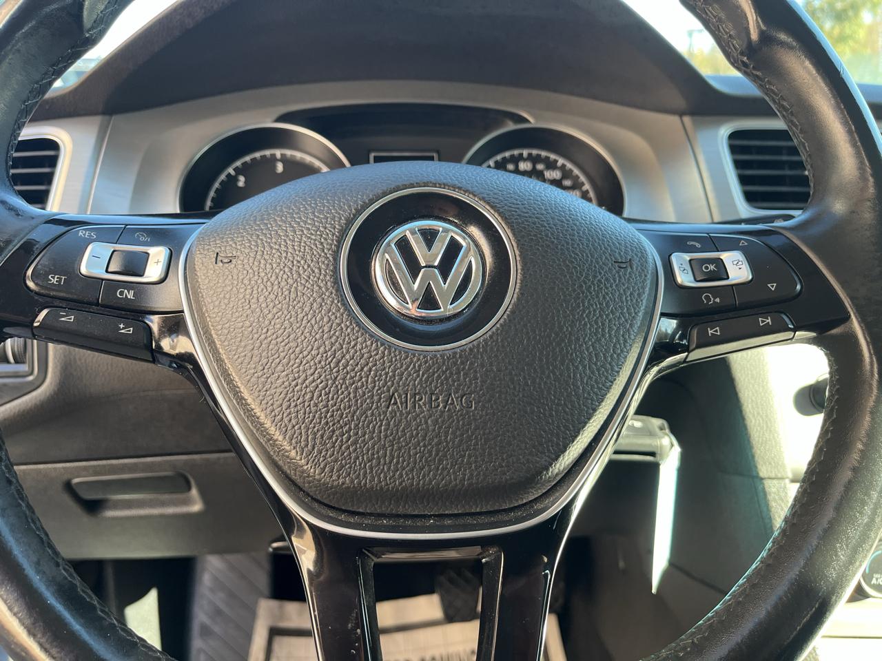 Volkswagen Golf TDI S 6M 2015