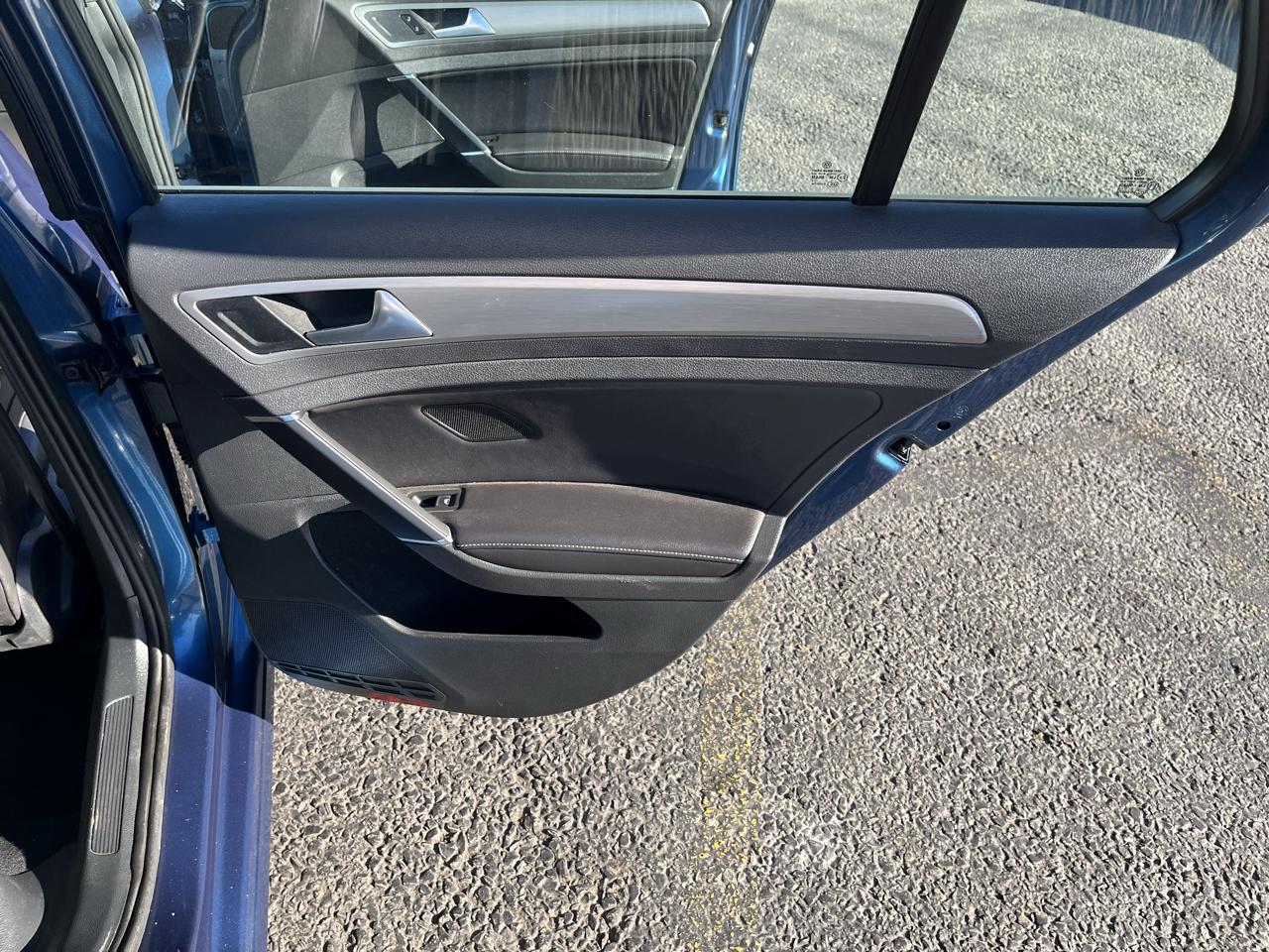Volkswagen Golf TDI S 6M 2015
