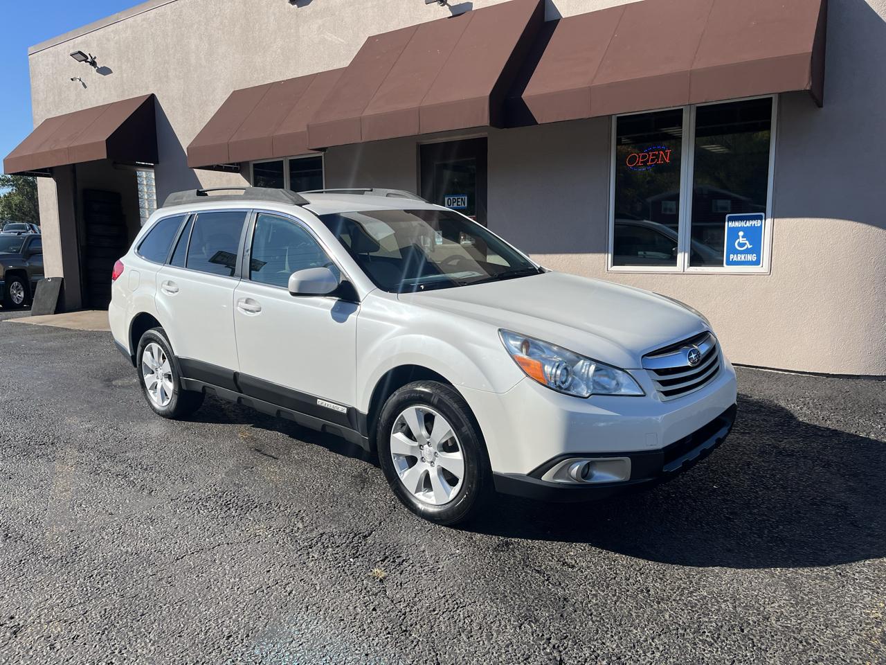 Subaru Outback 2.5i Premium 2012