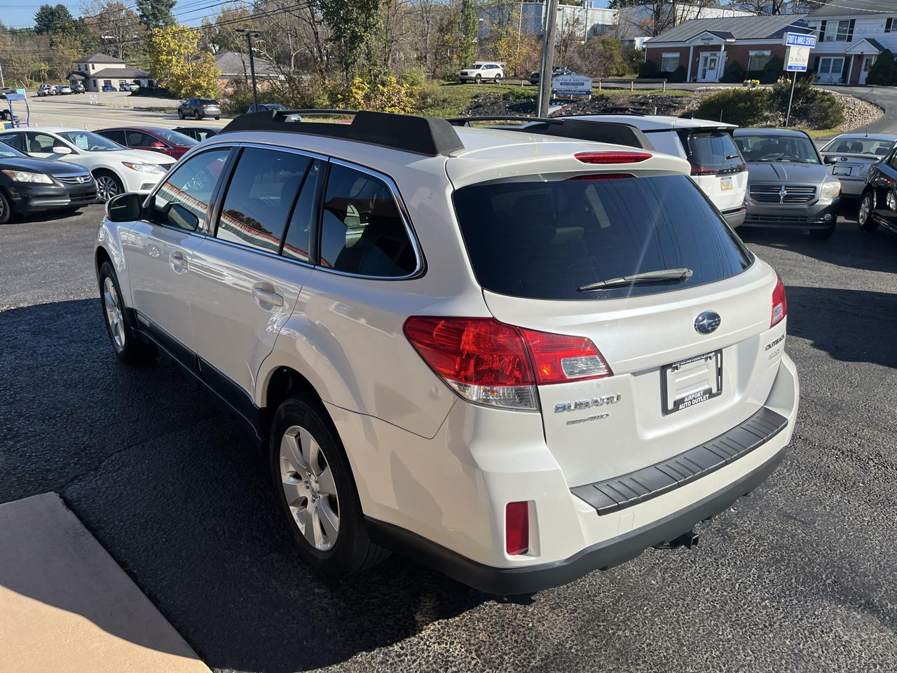 Subaru Outback 2.5i Premium 2012