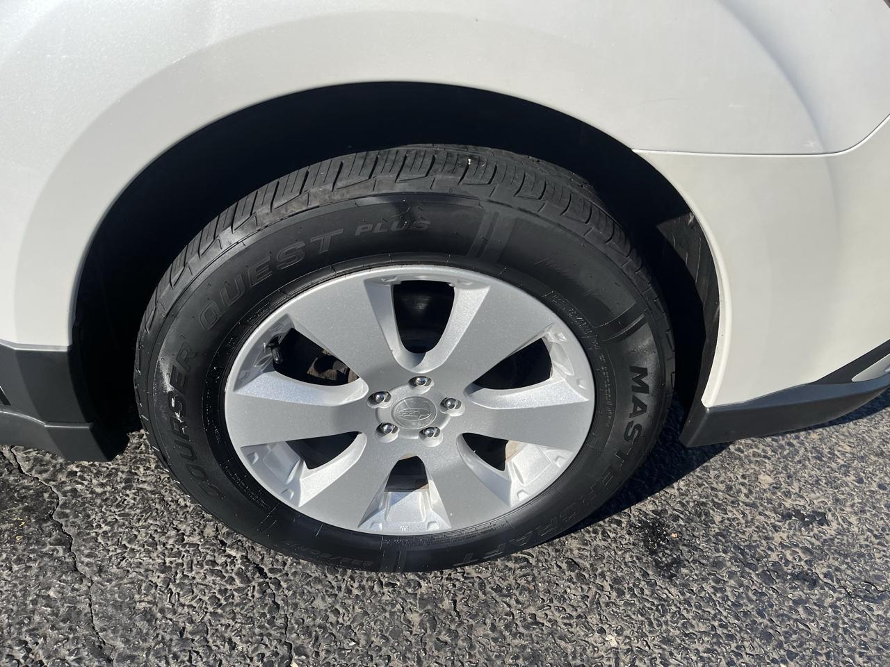 Subaru Outback 2.5i Premium 2012