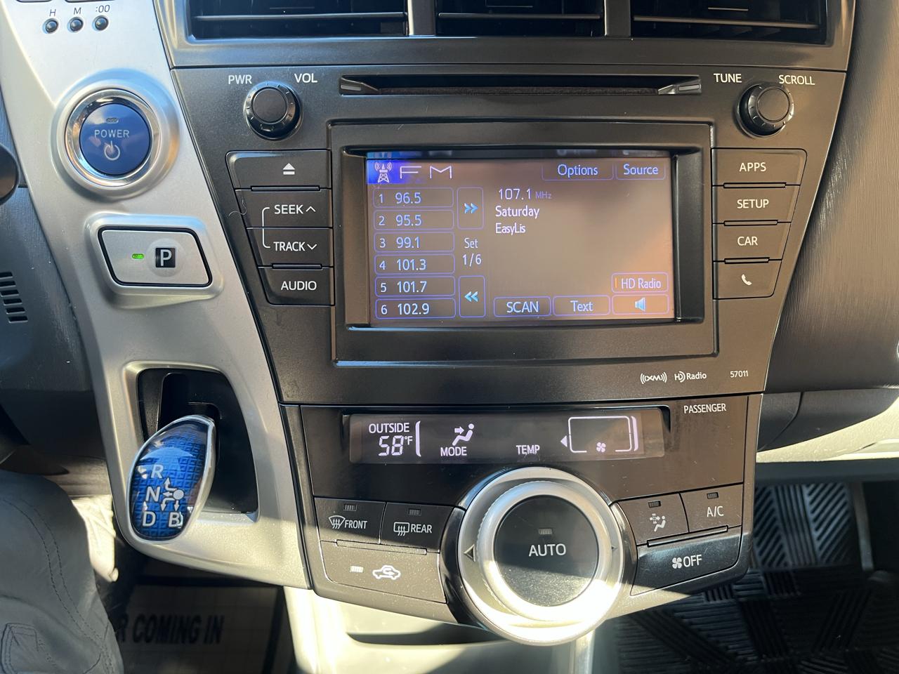 Toyota Prius V Three 2013