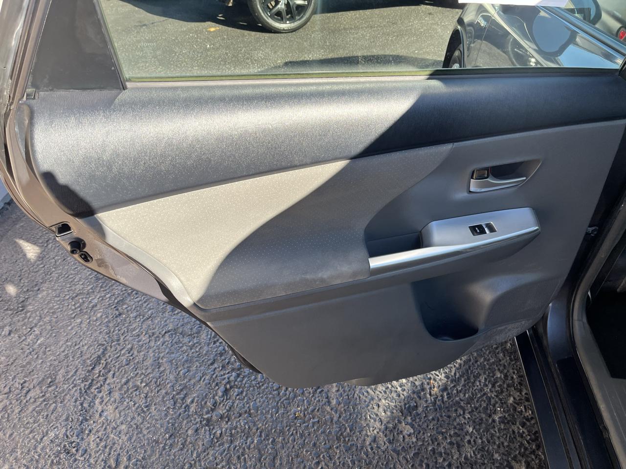Toyota Prius V Three 2013
