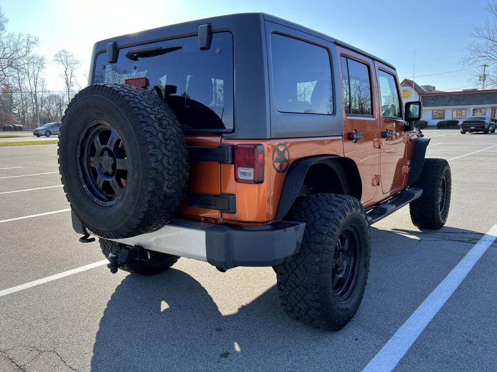 Jeep Wrangler Unlimited Sahara 4WD 2011 Jeep Wrangler Unlimited Sahara 4WD 2011