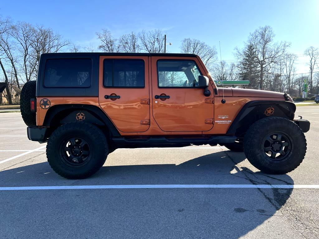 Jeep Wrangler Unlimited Sahara 4WD 2011 Jeep Wrangler Unlimited Sahara 4WD 2011