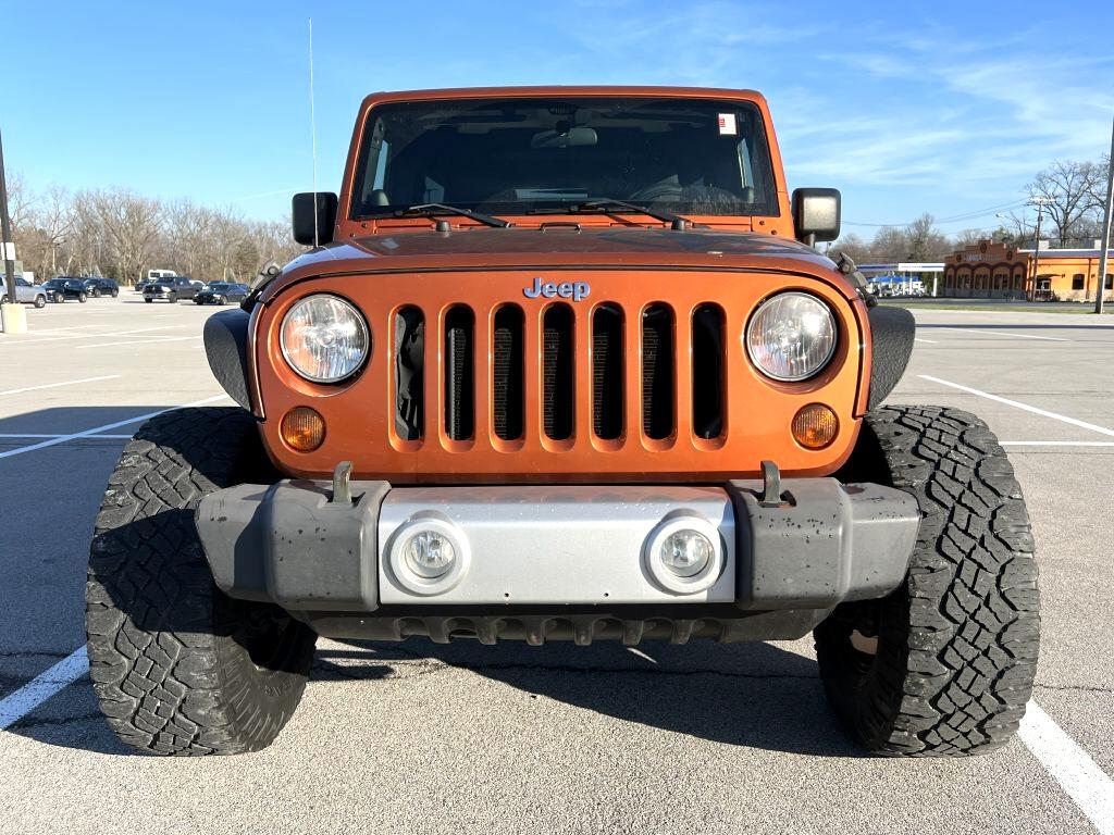 Jeep Wrangler Unlimited Sahara 4WD 2011 Jeep Wrangler Unlimited Sahara 4WD 2011