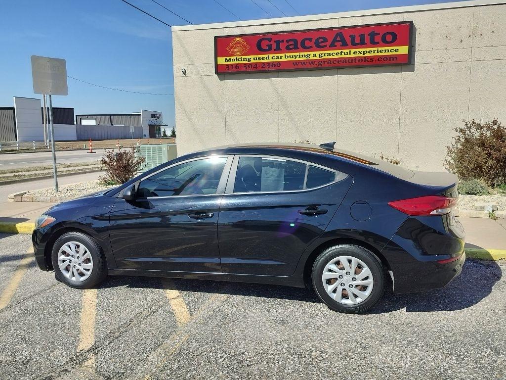 Hyundai Elantra SE 6AT 2017