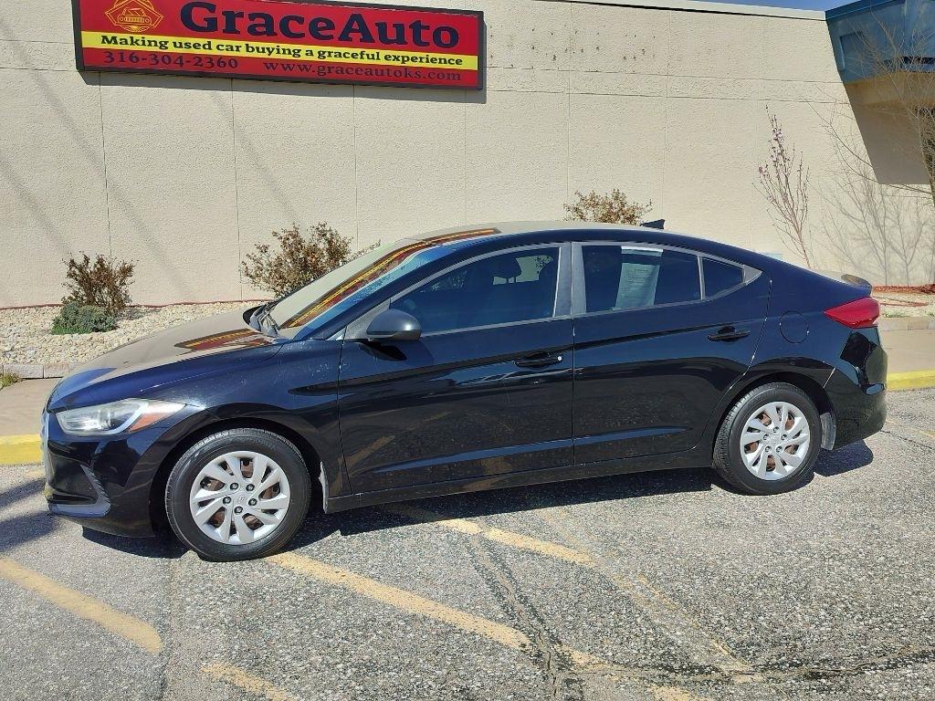 Hyundai Elantra SE 6AT 2017