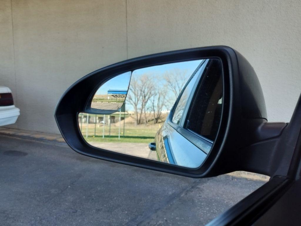 Hyundai Elantra SE 6AT 2017