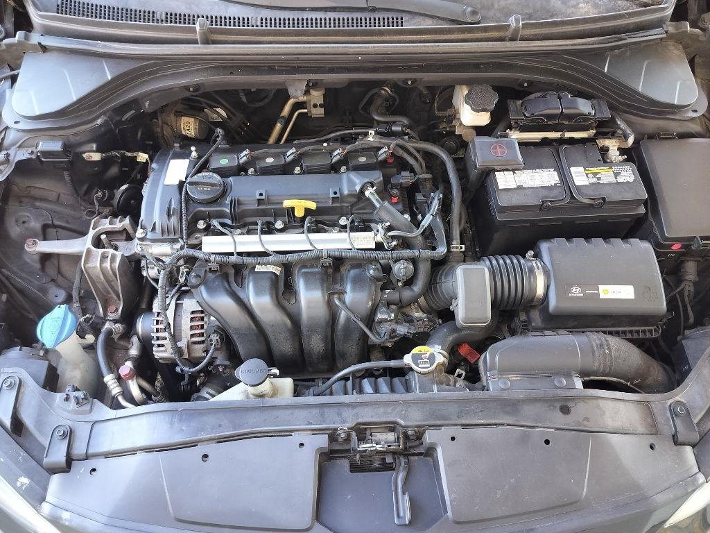 Hyundai Elantra SE 6AT 2017