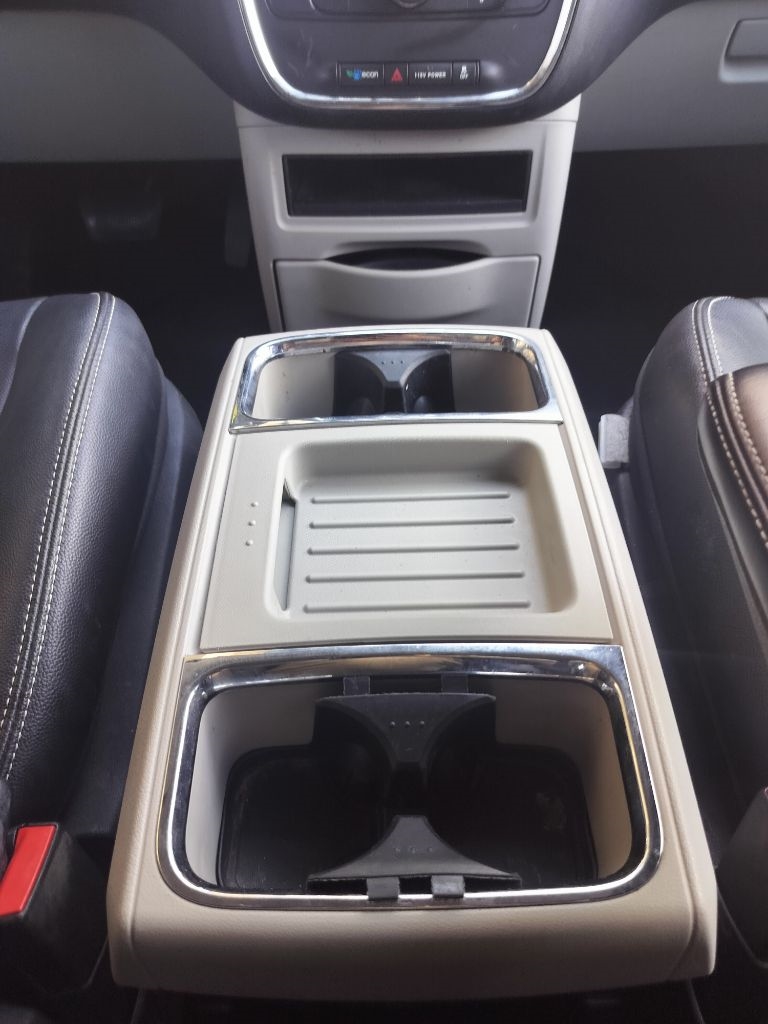 Chrysler Town & Country Touring 2014