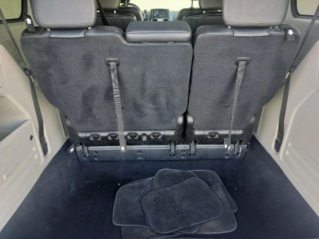 Chrysler Town & Country Touring 2014