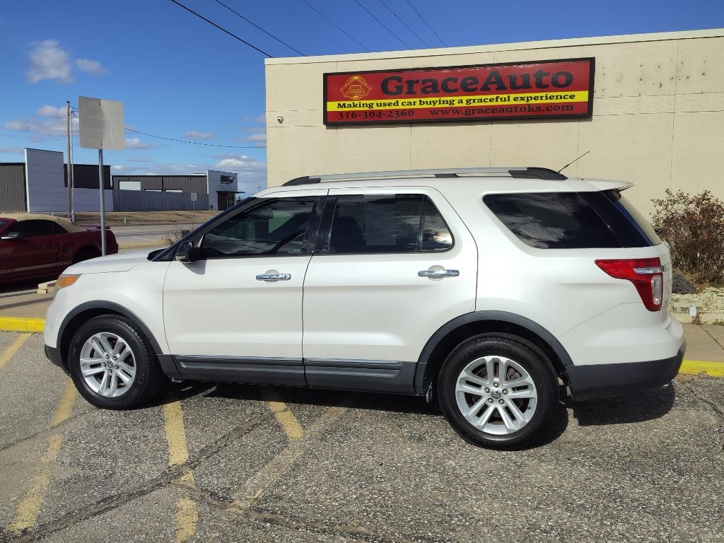 Ford Explorer XLT FWD 2011
