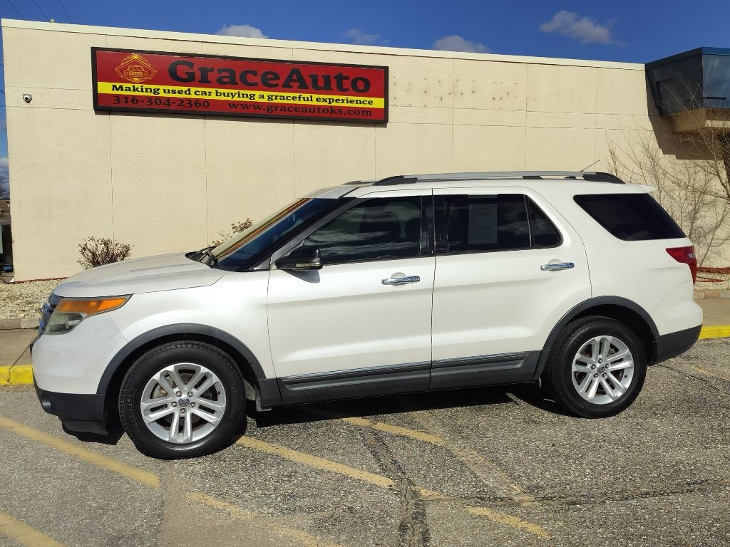 Ford Explorer XLT FWD 2011