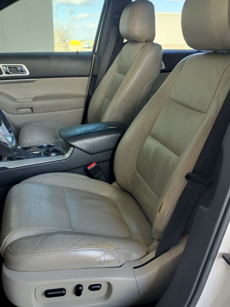 Ford Explorer XLT FWD 2011