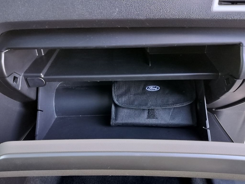 Ford Explorer XLT FWD 2011