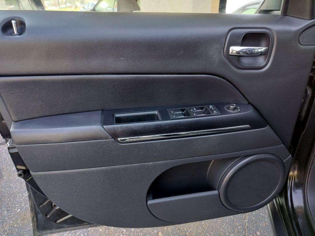2015 Jeep Patriot Limited photo 19