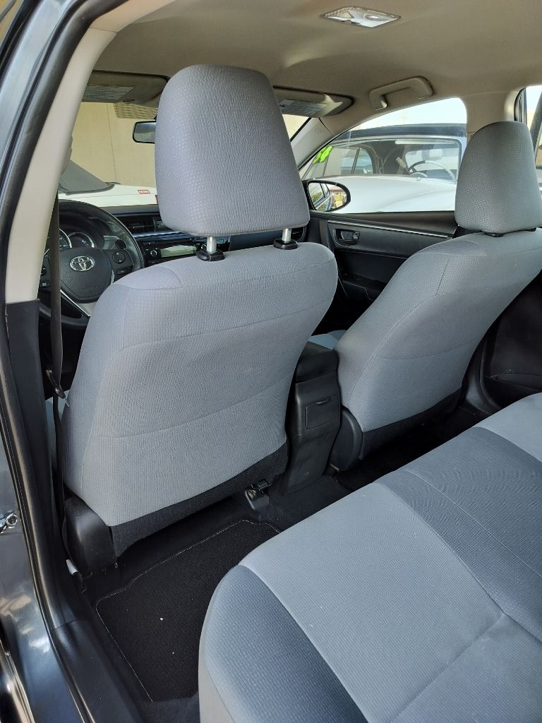 2014 Toyota Corolla LE photo 20