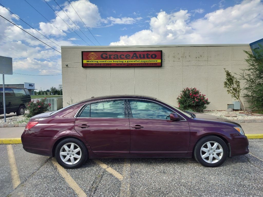 2009 Toyota Avalon XL photo 9