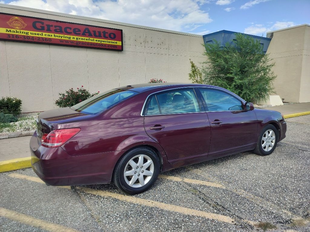 2009 Toyota Avalon XL photo 13