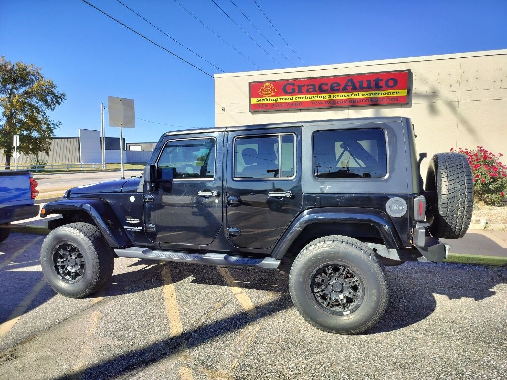 Jeep Wrangler Unlimited Sahara 4WD 2010