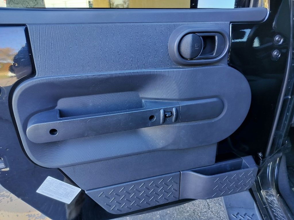 Jeep Wrangler Unlimited Sahara 4WD 2010