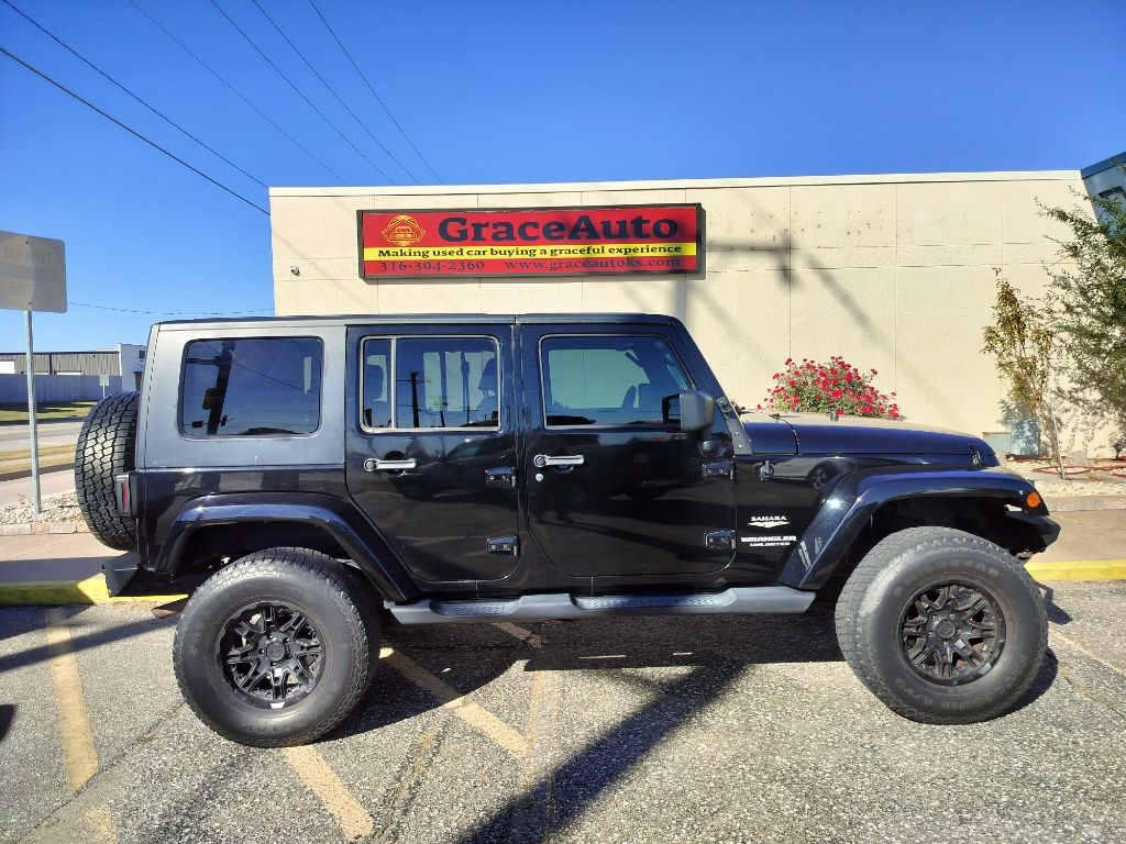 Jeep Wrangler Unlimited Sahara 4WD 2010