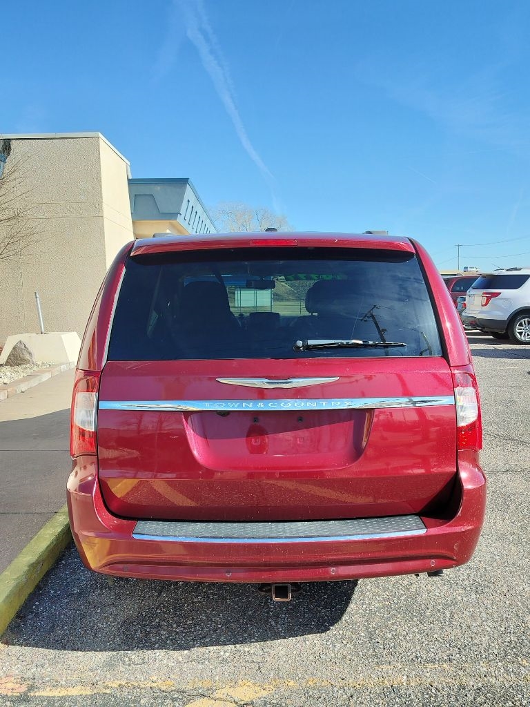 Chrysler Town & Country Touring-L 2013