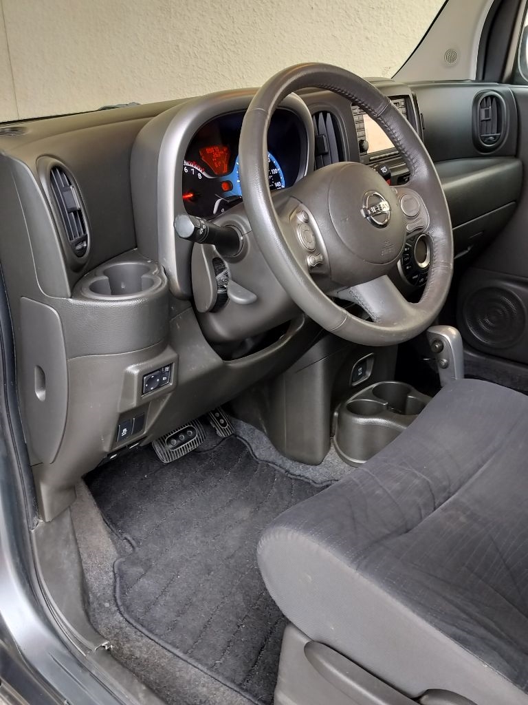 Nissan Cube 1.8 S 2012