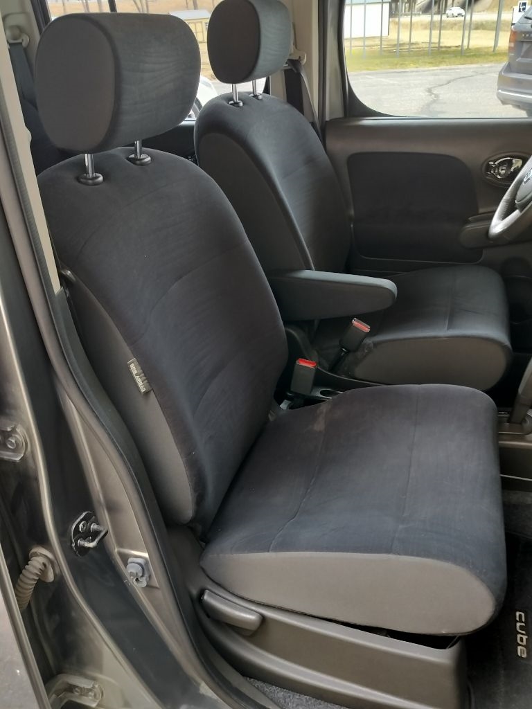 Nissan Cube 1.8 S 2012