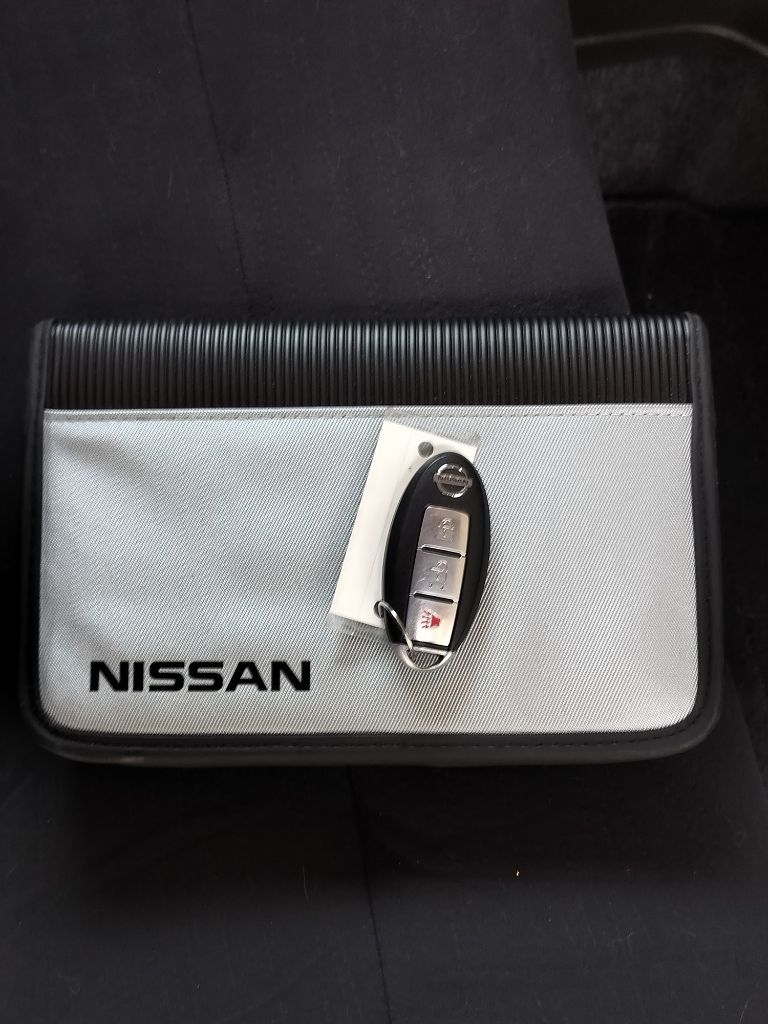 Nissan Cube 1.8 S 2012