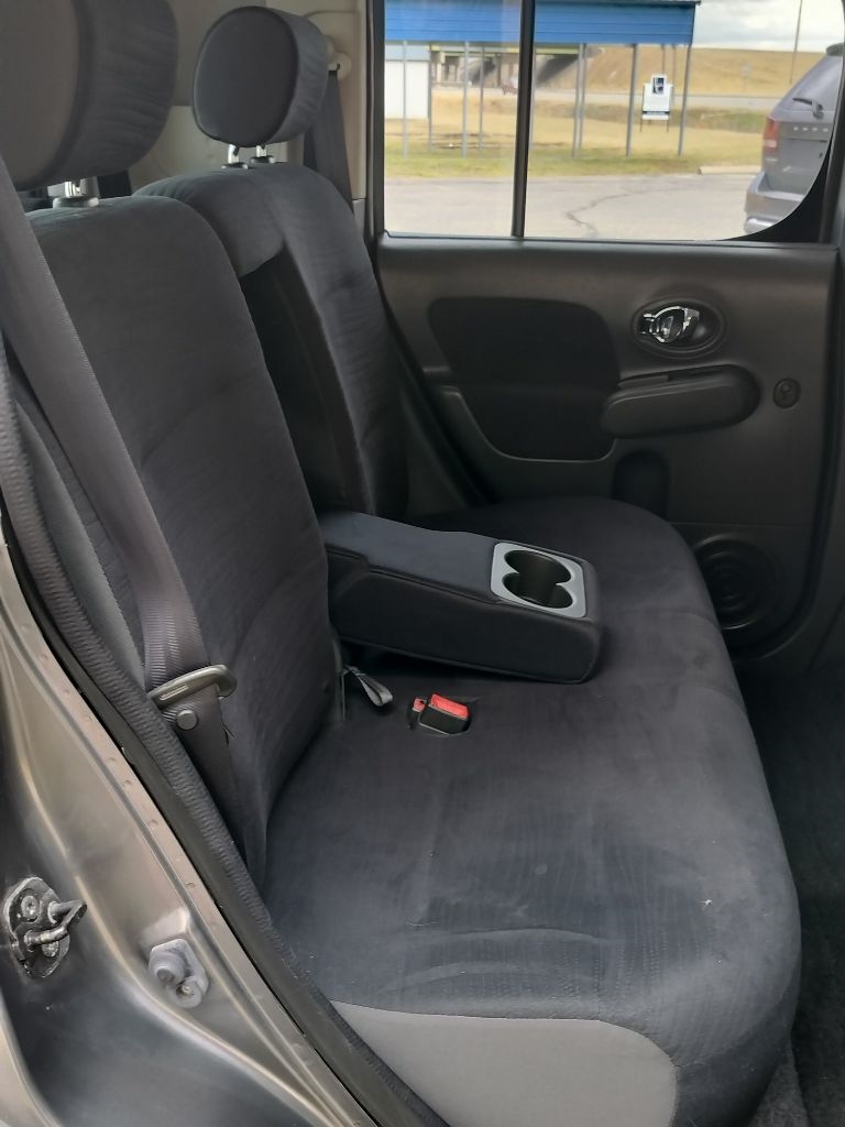 Nissan Cube 1.8 S 2012