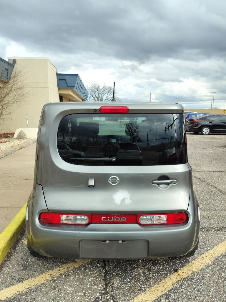 Nissan Cube 1.8 S 2012