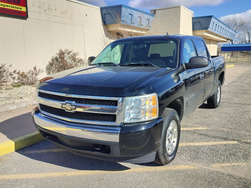 Chevrolet Silverado 1500 LTZ Crew Cab 2WD 2008