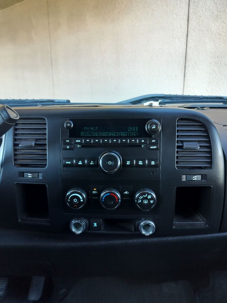 Chevrolet Silverado 1500 LTZ Crew Cab 2WD 2008