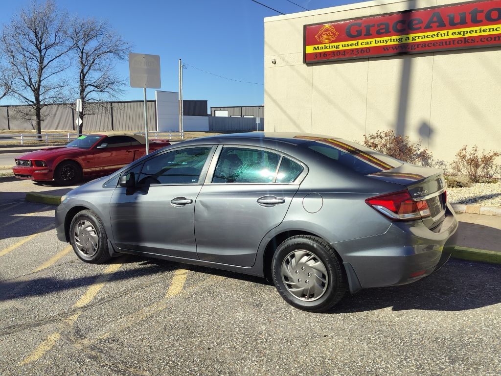 Honda Civic LX Sedan 5-Speed AT 2013