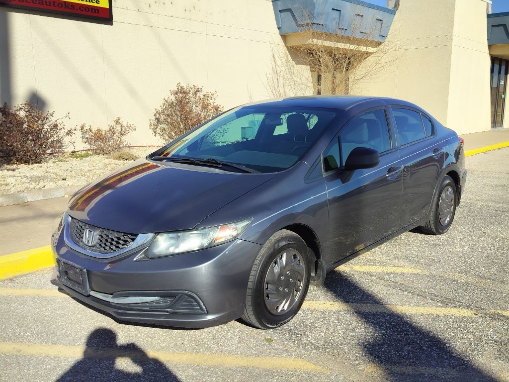 Honda Civic LX Sedan 5-Speed AT 2013