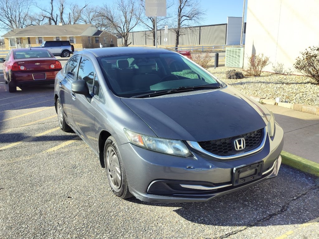 Honda Civic LX Sedan 5-Speed AT 2013