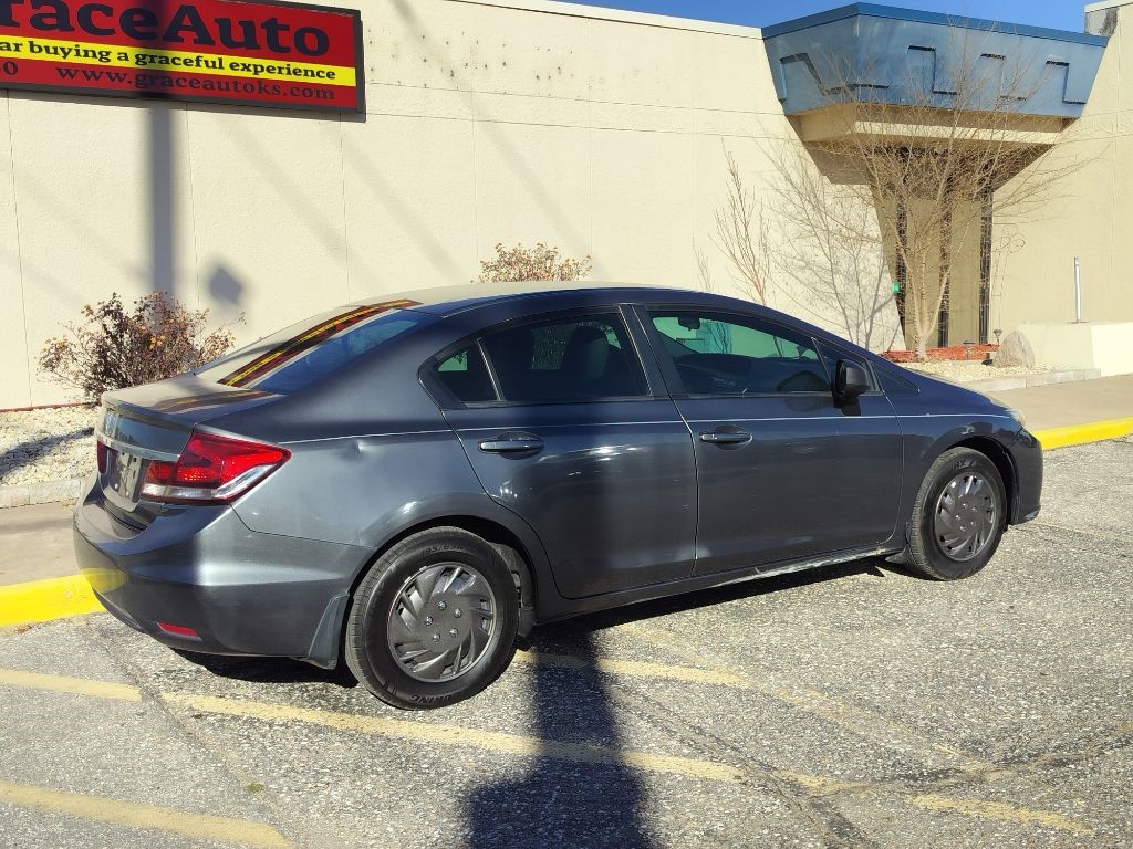 Honda Civic LX Sedan 5-Speed AT 2013