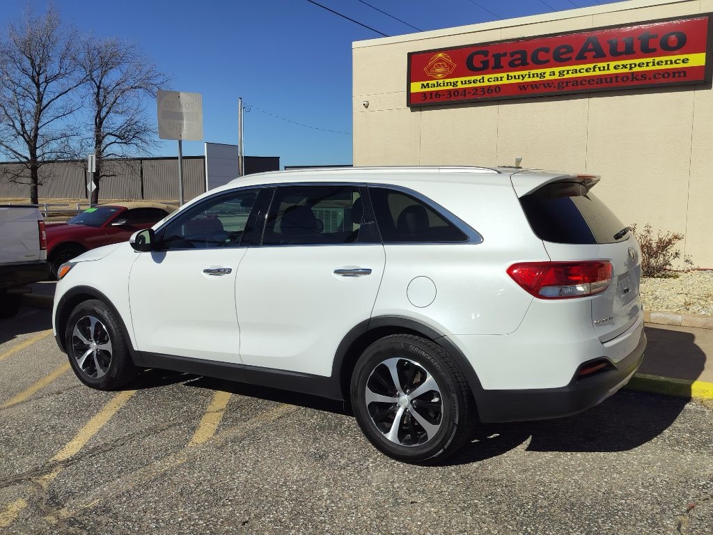 Kia Sorento EX V6 2WD 2016