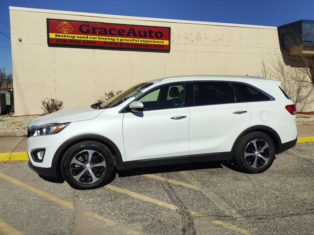 Kia Sorento EX V6 2WD 2016