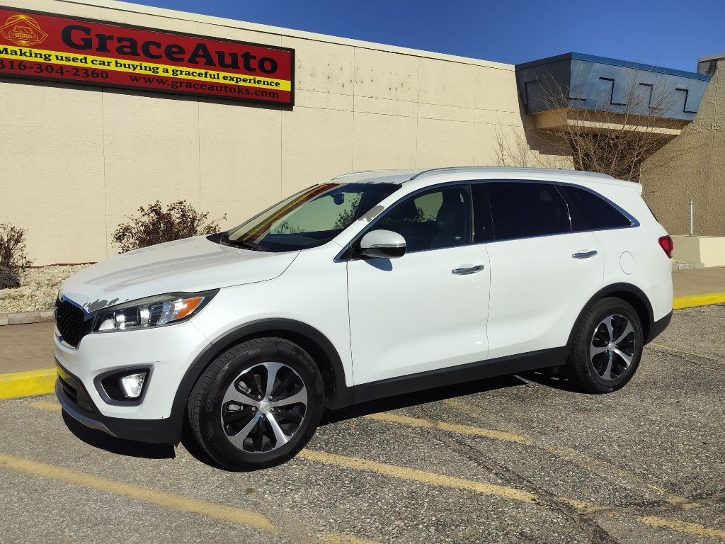 Kia Sorento EX V6 2WD 2016