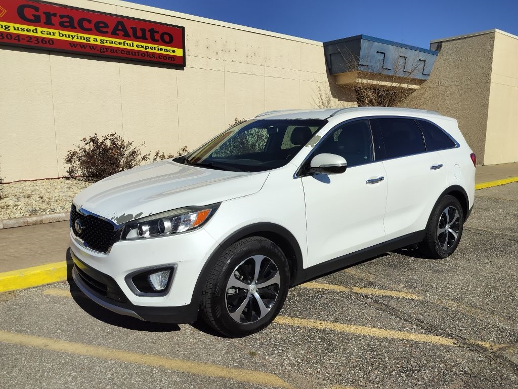 Kia Sorento EX V6 2WD 2016