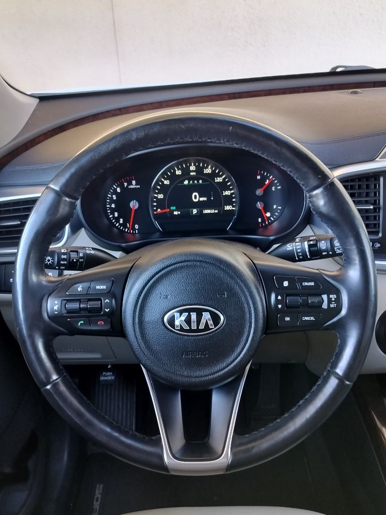Kia Sorento EX V6 2WD 2016